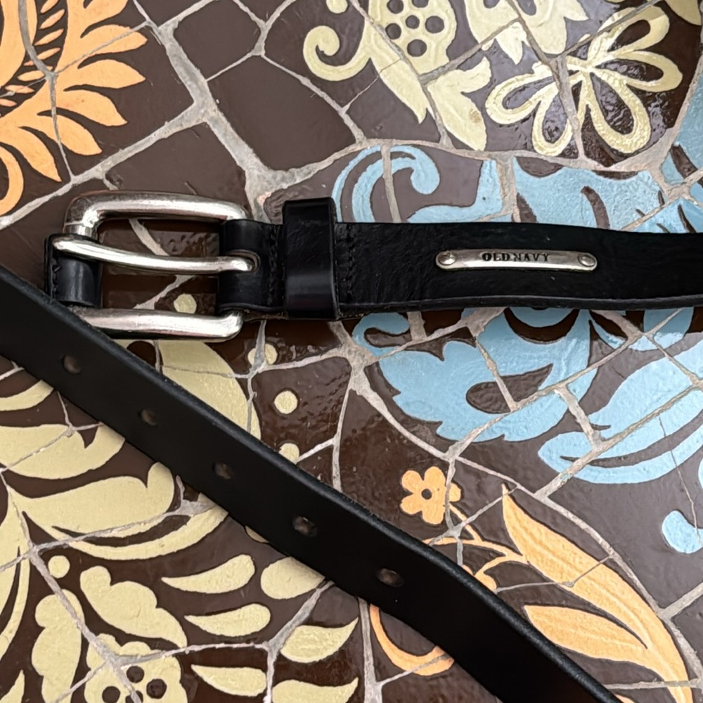 OLD NAVY THICK LEATHER BELT SZ: 34”